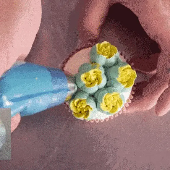 Cakepro – sada 7 nástavců pro špičkovou dekoraci dezertů 02